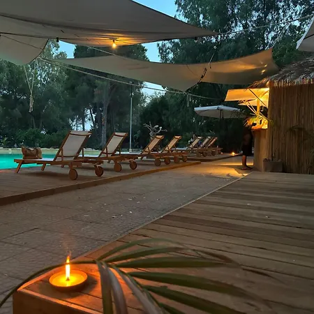 Basecamping Pula Hotel *